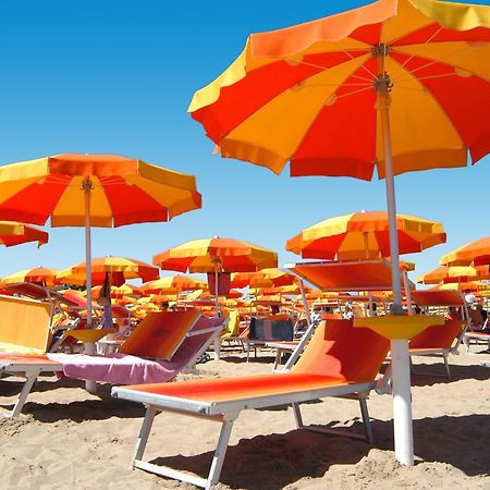 Villa Barbara...A 100 Passi Dal Mare!!!! Lascari Eksteriør billede